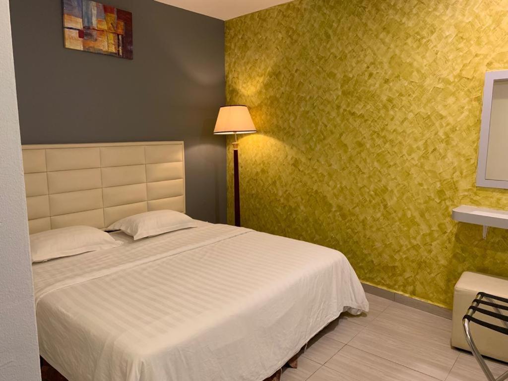Fortune Hotel Johor Bahru Kültér fotó